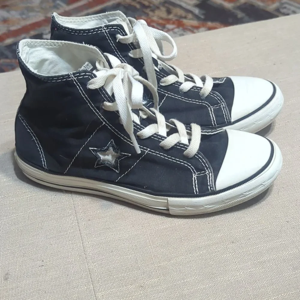 vintage 2004 Converse One Star Junior hi‎ top sneakers